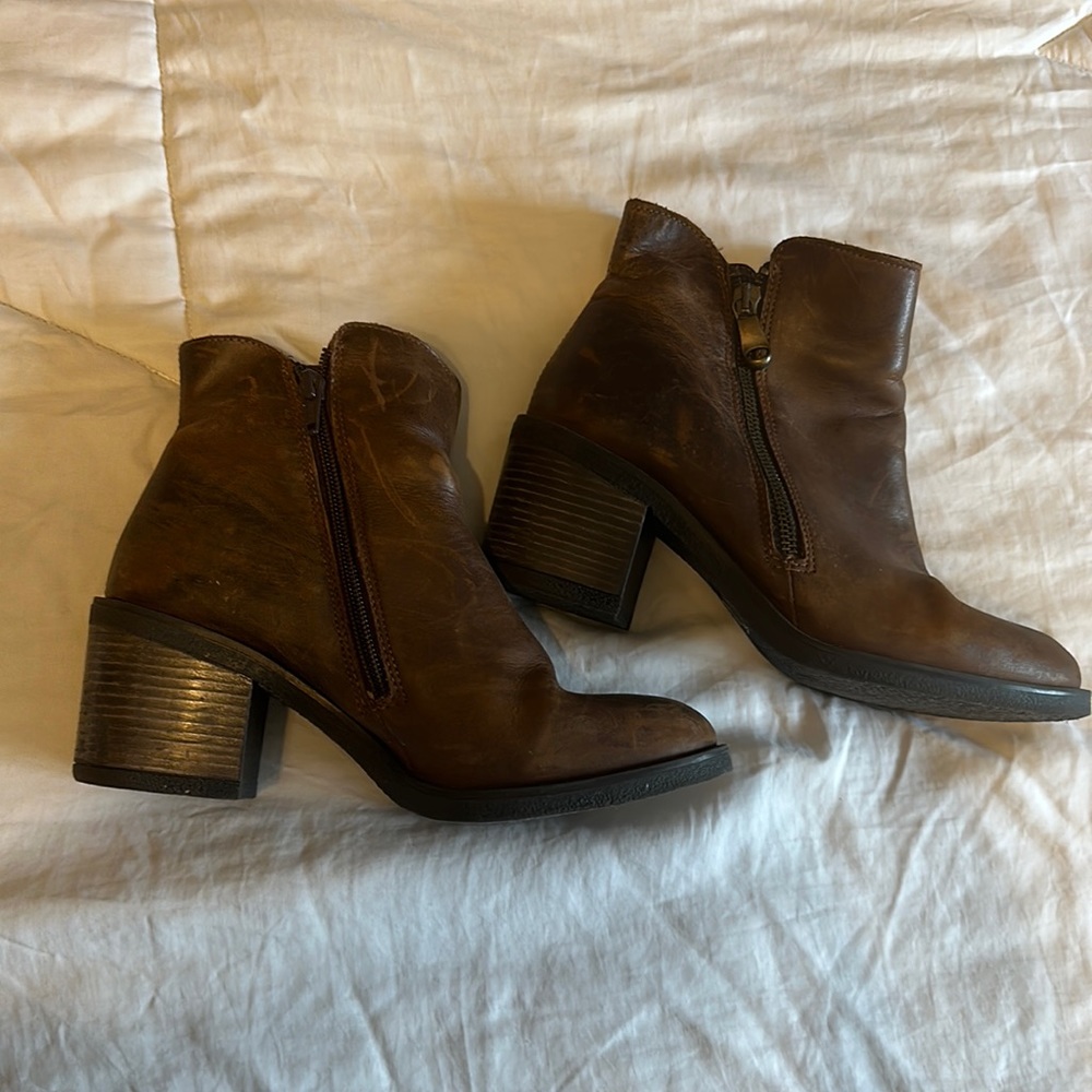ALDO brown ankle boots